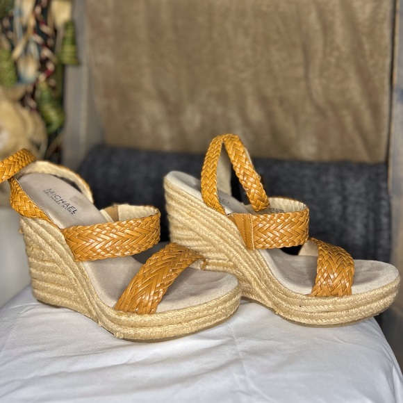 MICHAEL Kors womens wedges - Picture 1 of 14
